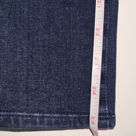 LL Bean Classic Fit High-Rise Jeans - Picture 6 of 7